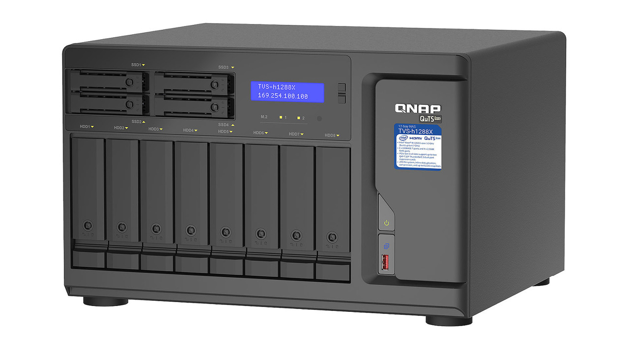 QNAP TVS-h1288X, Xeon W-1250, Thunderbolt 3 e connettività sino a 40 GbE. Chiamarlo NAS è riduttivo